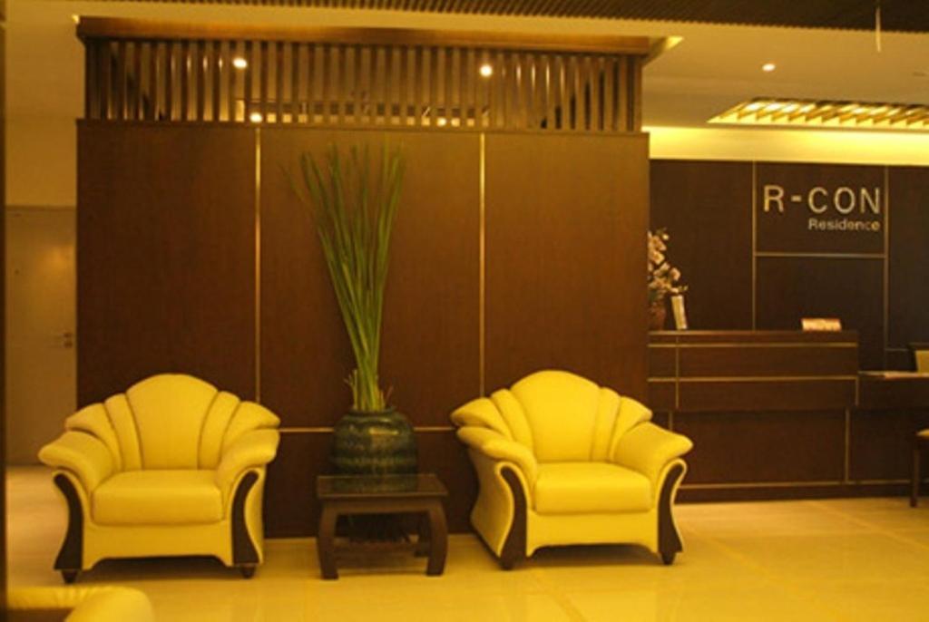 R-Con Residence Pattaya Bagian luar foto