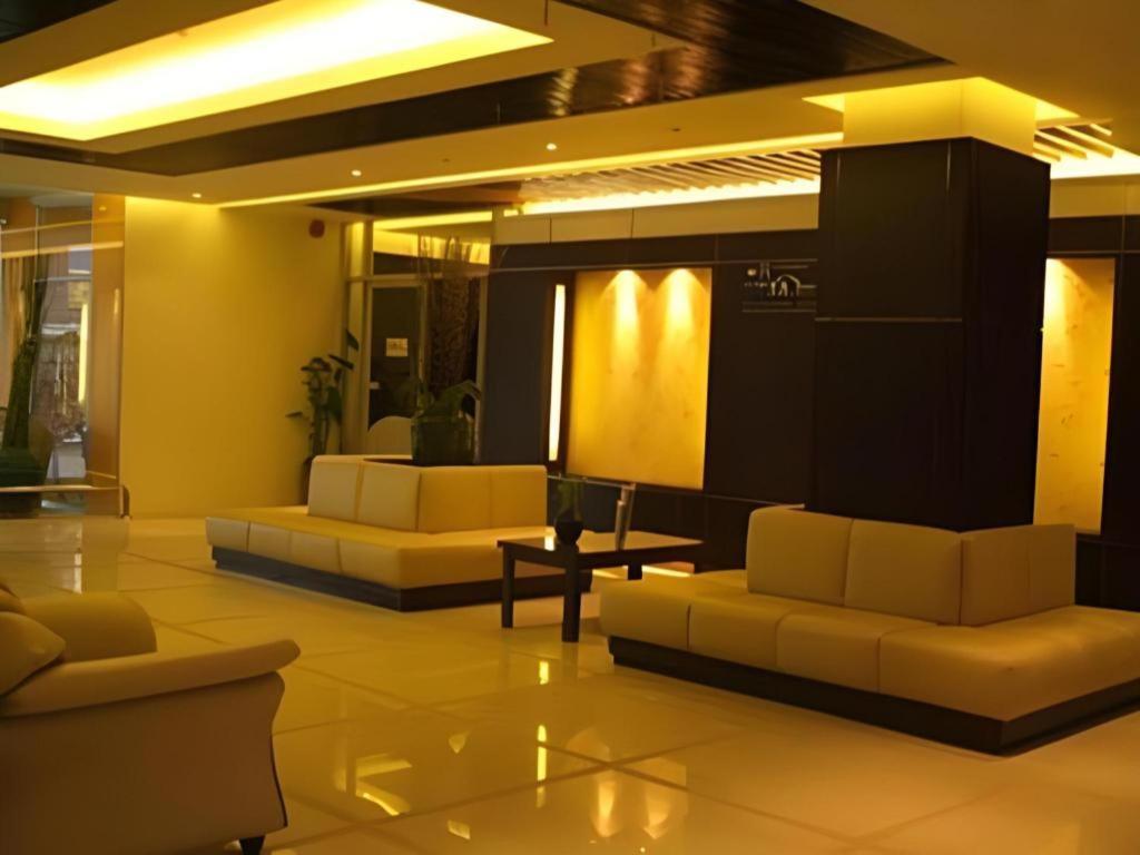 R-Con Residence Pattaya Bagian luar foto