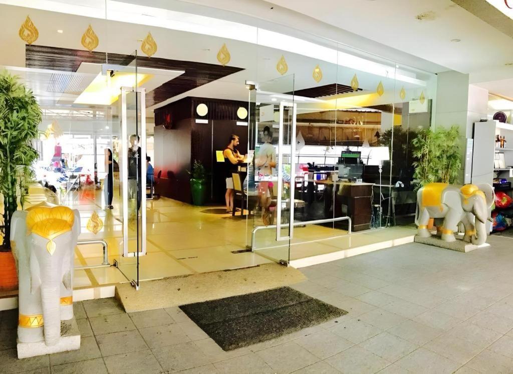 R-Con Residence Pattaya Bagian luar foto
