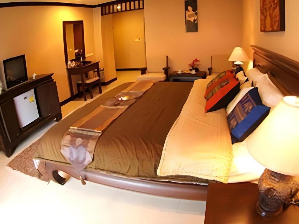 R-Con Residence Pattaya Bagian luar foto