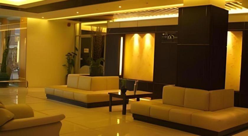 R-Con Residence Pattaya Bagian luar foto